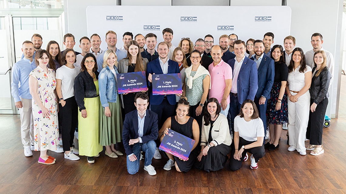 Gruppenfoto Leaders Forum mit Gewinner:innen