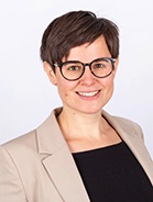 Portrait Karina Holzer, Stellvertreterin