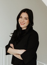 Portrait Stefanie Doppelbauer - Referentin Junge Wirtschaft OÖ