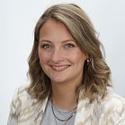 Portrait Julia Grabner - Assistentin Junge Wirtschaft OÖ
