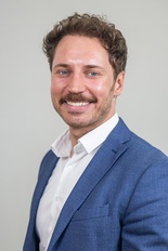 Portrait Philipp Nikolic, Bezirksvorsitzender Stadt Salzburg