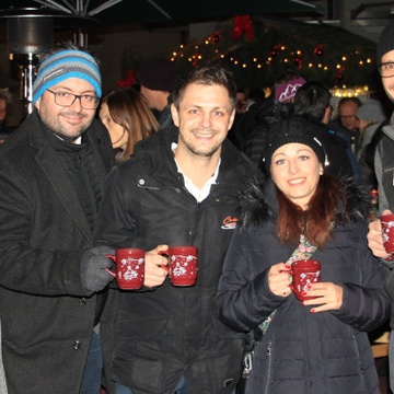 © WKT© WKT v.l.n.r. Mag. Otmar Ladner (Bezirksstellenleiter), Mag. (FH) Christoph Mallaun (JW-Ausschussmitglied), Patrick Schwarz (JW-Bezirksvorsitzender), Tanja Mark (JW-Ausschussmitglied), Michael Gitterle, MBA (Landesinnungsmeisterstelle)