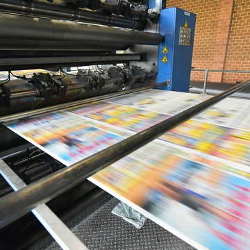 Offset-Druckerpresse im Einsatz
