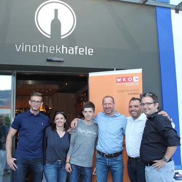© WKT v.l.n.r.: Daniel Hafele, Brigitte Hafele, Johannes Hafele, Wolfgang Hafele, Suwi Zlatic, Christoph Mallaun