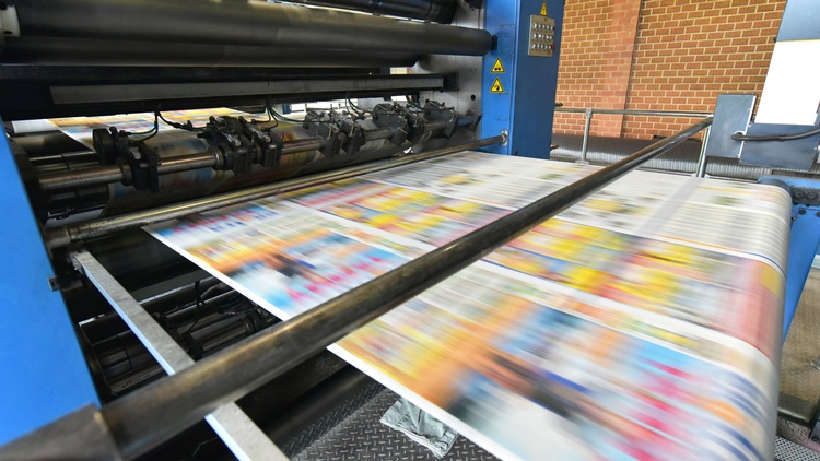 Offset-Druckerpresse im Einsatz